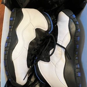 AIR JORDAN 10 RETRO - SIZE 8 - WHITE/DARK POWDER BLUE-BLACK - LIKE NEW IN BOX